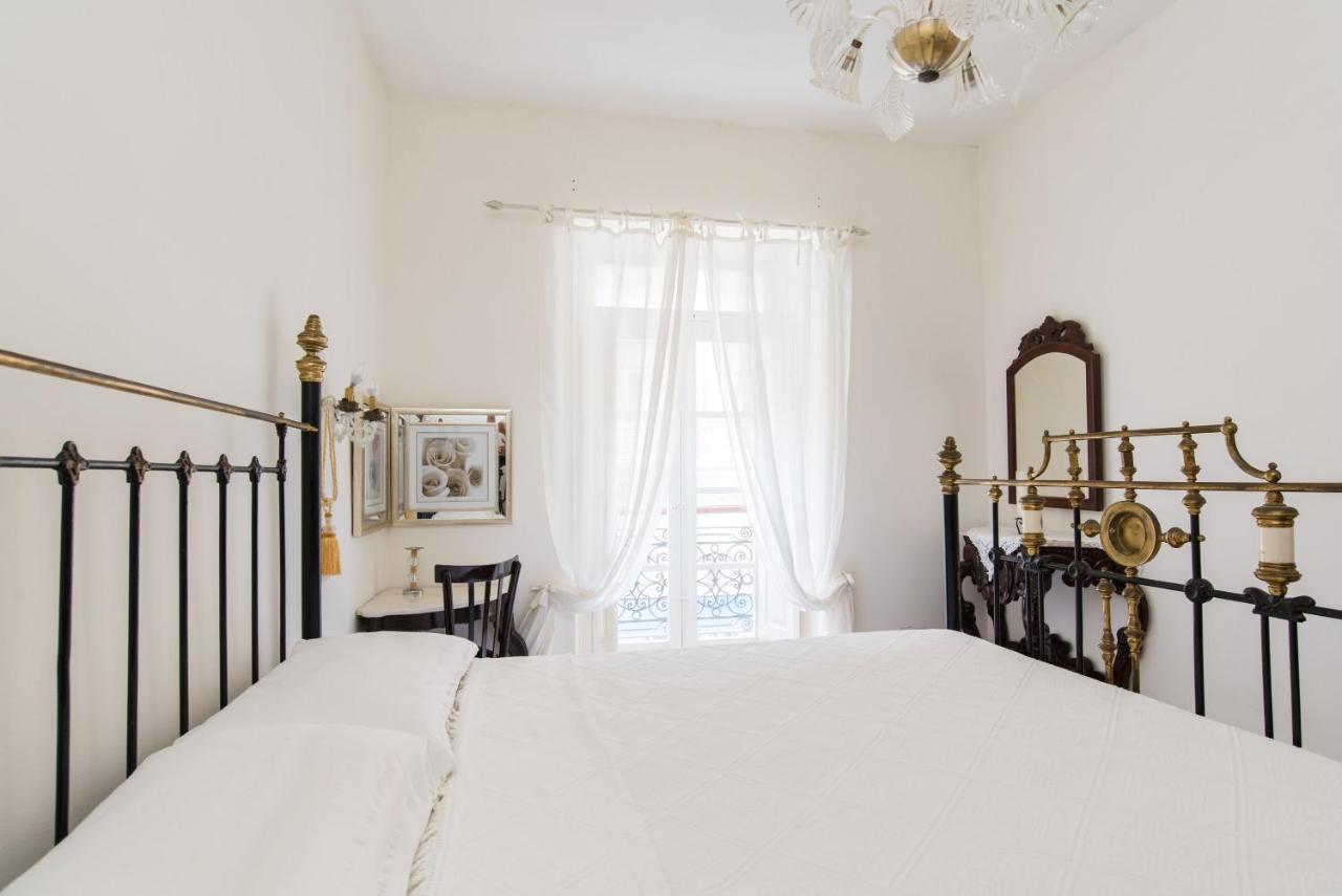 Merkanti Apartments Valletta Rum bild