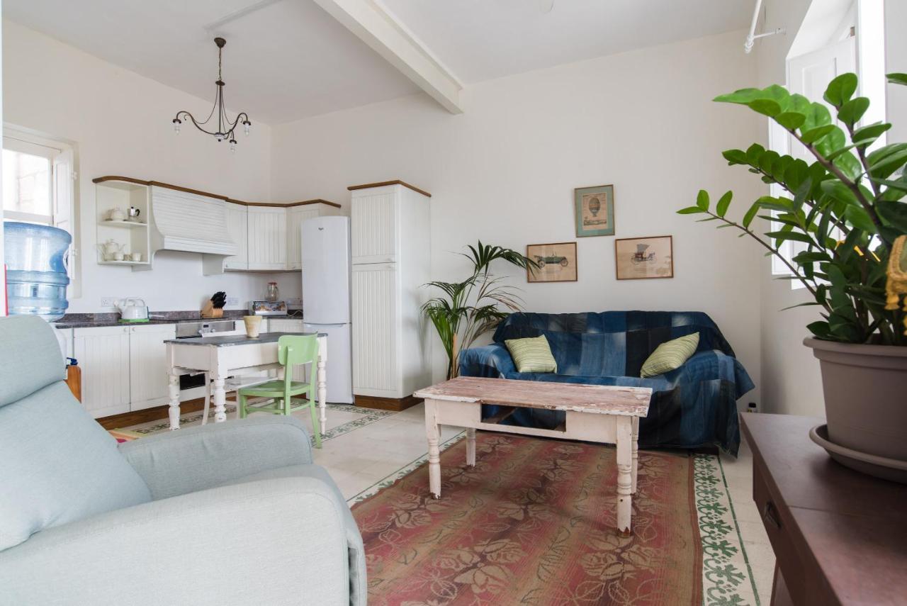 Merkanti Apartments Valletta Rum bild